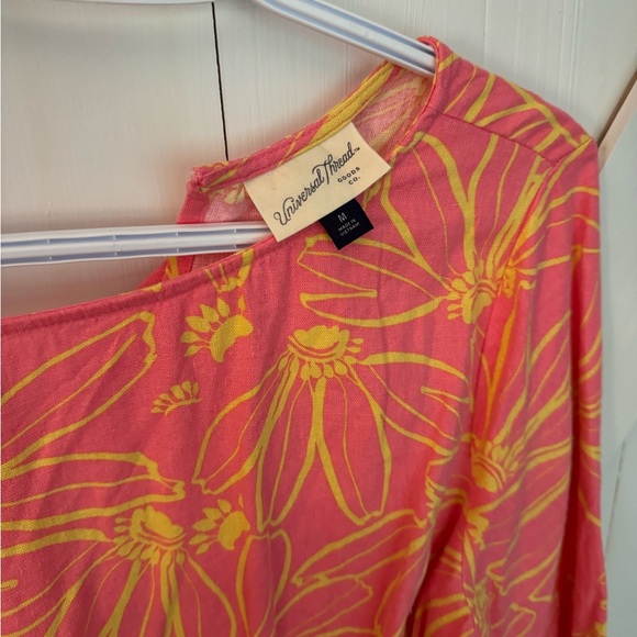 Dress with side cut-outs - Picture 3 of 3